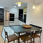 Apartament Vut Condes Garaje Privado Zamora