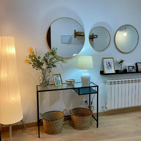 Vut Condes Garaje Privado Apartman *