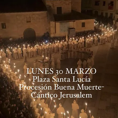 Vut Condes Garaje Privado * Zamora